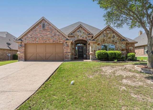 Property at 106 Versailles Ln, Aledo, TX 76008, 3 beds, 2.5 baths