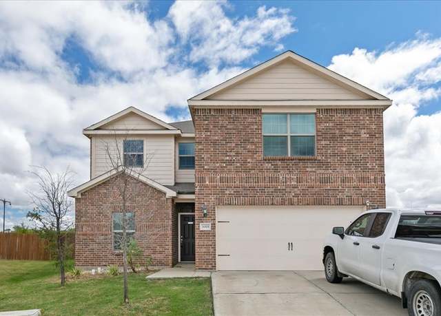 Property at 3001 Hereford Dr, Forney, TX 75126, 5 beds, 2.5 baths