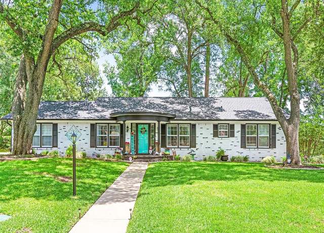 Property at 3614 Birdwell Dr, Tyler, TX 75701, 3 beds, 2 baths