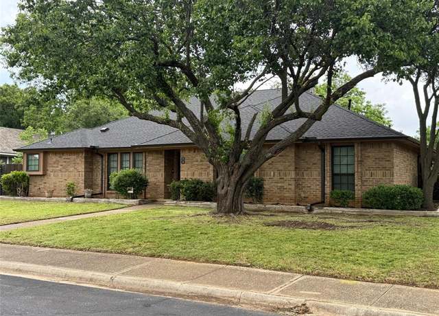 Property at 8 Ridge Dr, Hickory Creek, TX 75065, 3 beds, 2.5 baths
