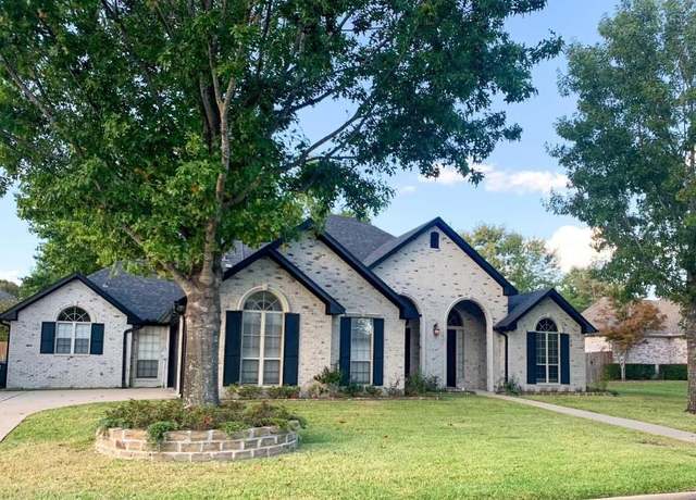 Property at 1415 Cold Water, Tyler, TX 75703, 4 beds, 3 baths