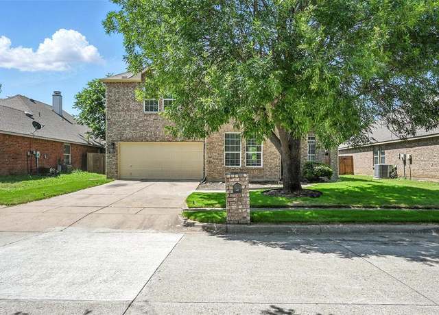 Property at 1928 Stonehill Dr, Fort Worth, TX 76247, 4 beds, 2.5 baths