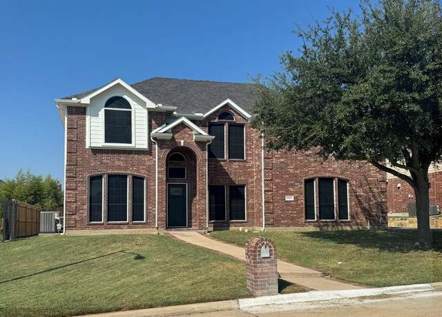 Property at 2811 Saint Maria Dr, Mansfield, TX 76063, 6 beds, 3.5 baths