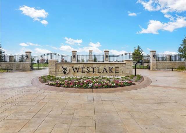 Property at 3 Pinehurst Dr, Woodway, TX 76712