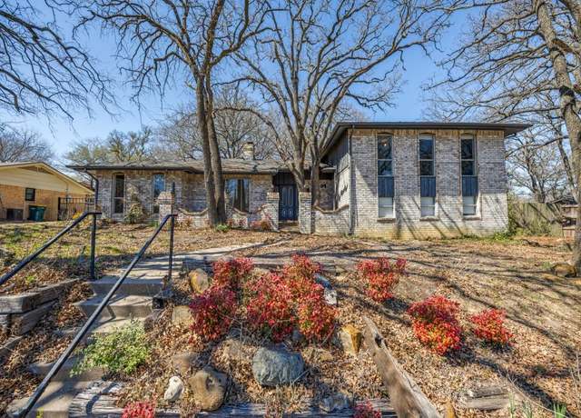 Property at 1805 Jamaica Ln, Sherman, TX 75092, 3 beds, 2.5 baths