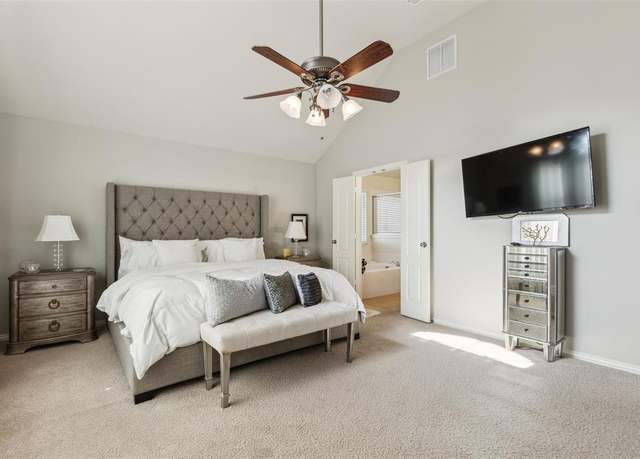Property at 541 Kirby Dr, Argyle, TX 76226, 3 beds, 2.5 baths