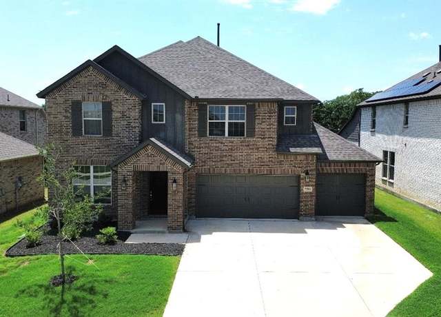 Property at 7204 Silent Mill Rd, Arlington, TX 76001, 5 beds, 3.5 baths