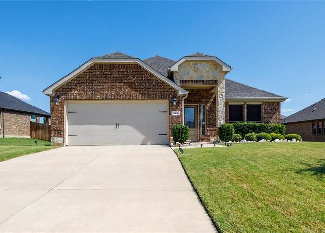 Property at 404 Martingale Dr, Oak Point, TX 75068, 4 beds, 2.5 baths
