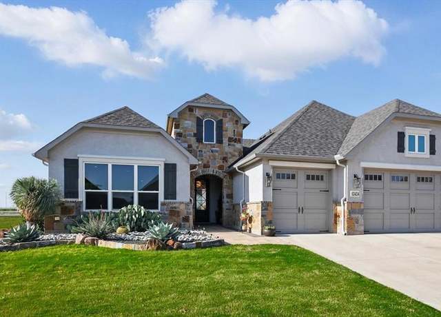 Property at 12424 Blue Granite Dr, Denton, TX 76207, 2 beds, 2.5 baths