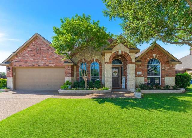 Property at 306 Hardeman Blvd, Justin, TX 76247, 4 beds, 2 baths