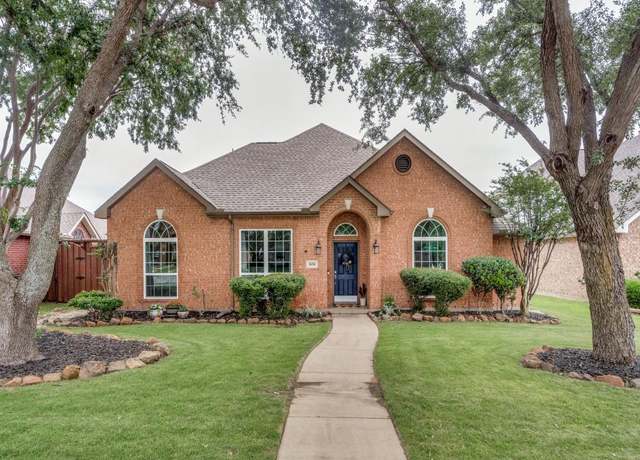 Property at 1676 Castle Pines Dr, Frisco, TX 75036, 4 beds, 2 baths
