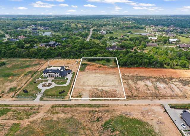 Property at 2718 Kentucky Derby Dr, Bartonville, TX 76226