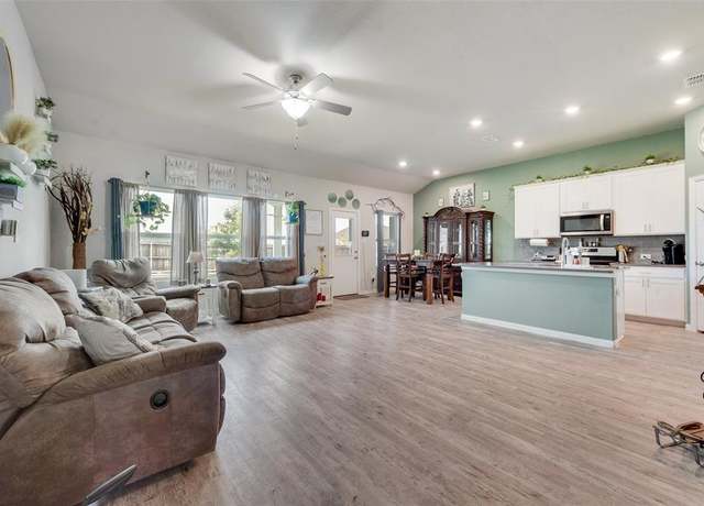 Property at 621 Hidden Cove Dr, Princeton, TX 75407, 3 beds, 2.5 baths