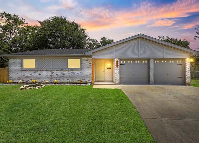 Property at 208 Roundtree Dr, Crowley, TX 76036, 3 beds, 2 baths