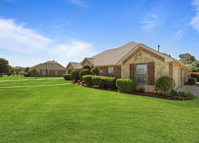 Property at 2016 Big Springs Dr, Joshua, TX 76058, 3 beds, 2 baths