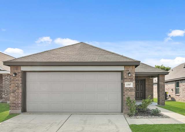 Property at 1507 Romans Rd, Ennis, TX 75119, 4 beds, 2 baths