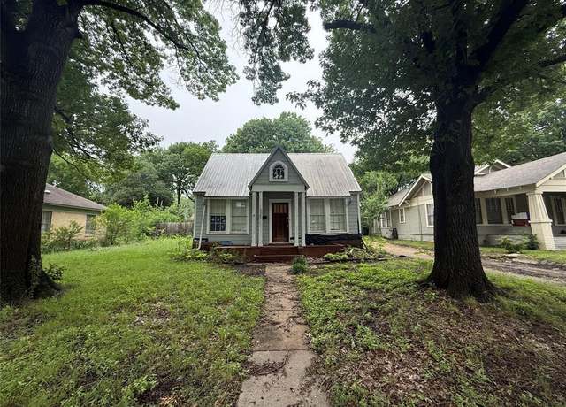Property at 325 Virginia Ave, Waxahachie, TX 75165, 2 beds, 2 baths
