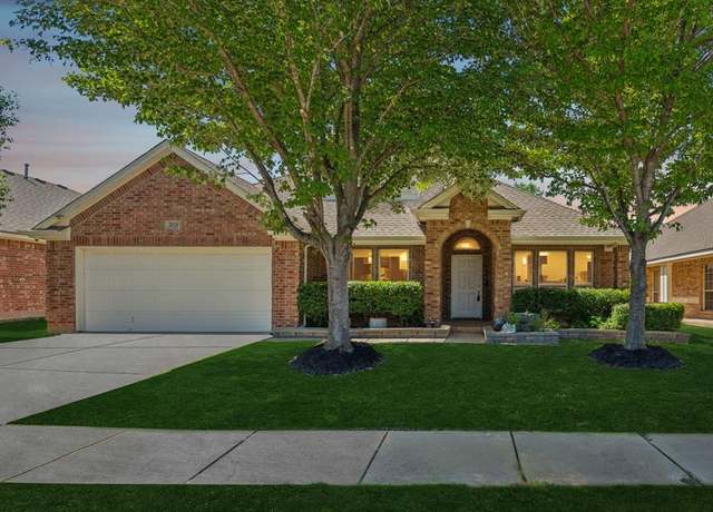 Property at 2020 El Camino Dr, Fort Worth, TX 76177, 4 beds, 2 baths