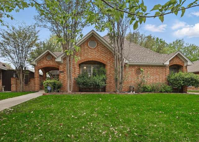 Property at 3205 Windy Hl, Denton, TX 76209, 3 beds, 2 baths