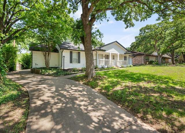 Property at 3319 Sheffield Dr, Arlington, TX 76013, 4 beds, 2 baths
