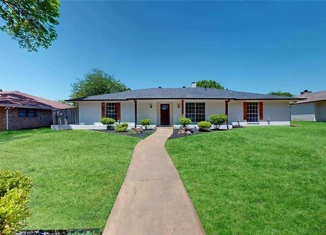Property at 1017 Cloverdale Ln, Desoto, TX 75115, 4 beds, 3.5 baths