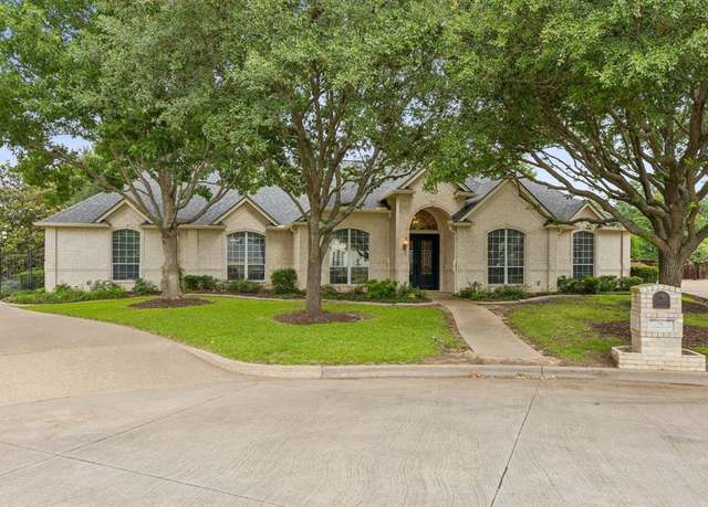 Property at 6 Trailside Ct, Mansfield, TX 76063, 4 beds, 3.5 baths
