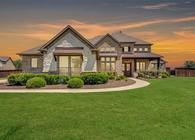 Property at 5631 Limestone Ln, Midlothian, TX 76065, 4 beds, 3.5 baths