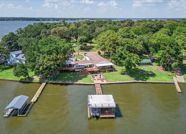 Property at 105 Bluewater Cir, Mabank, TX 75156, 6 beds, 5 baths