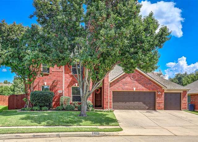 Property at 5237 Scenic Point Dr, Fort Worth, TX 76244, 5 beds, 3.5 baths