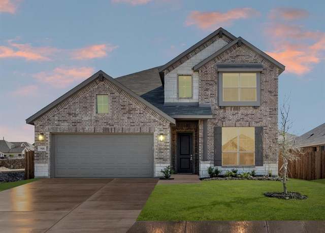 Property at 918 Eloise Ln, Cleburne, TX 76033, 3 beds, 2.5 baths