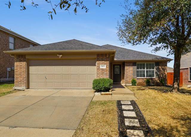 Property at 2031 Lake Trail Dr, Heartland, TX 75126, 3 beds, 2 baths