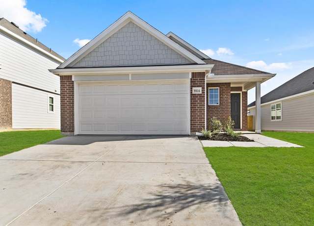 Property at 9816 Dynamics Dr, Fort Worth, TX 76131, 3 beds, 2 baths