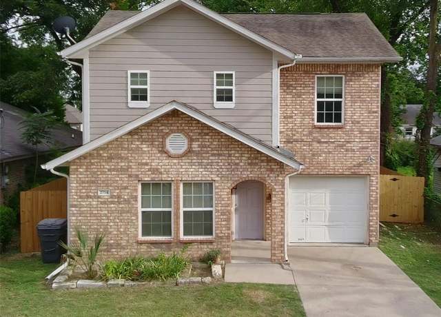 Property at 2714 Stephenson Dr, Dallas, TX 75215, 3 beds, 2.5 baths
