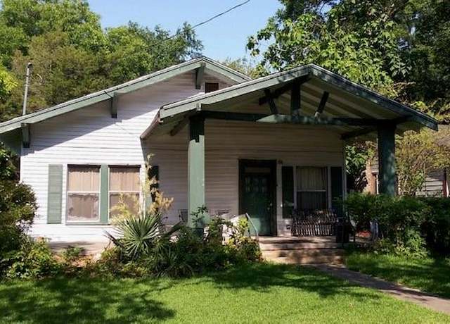 Property at 1326 S Walnut St, Sherman, TX 75090, 2 beds, 1 bath