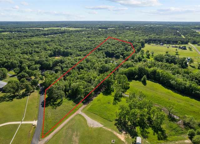 Property at 23710 Champion Dr, Lindale, TX 75771