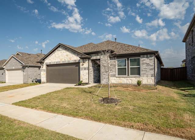 Property at 1833 Aslynn Cir, Aubrey, TX 76227, 3 beds, 2 baths