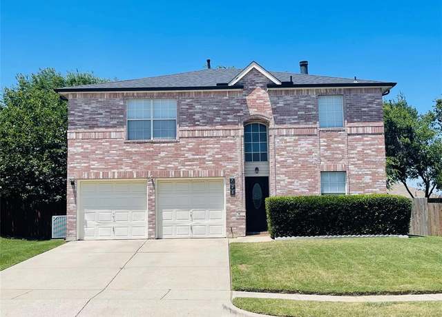 Property at 728 Oriole Dr, Saginaw, TX 76131, 4 beds, 2.5 baths