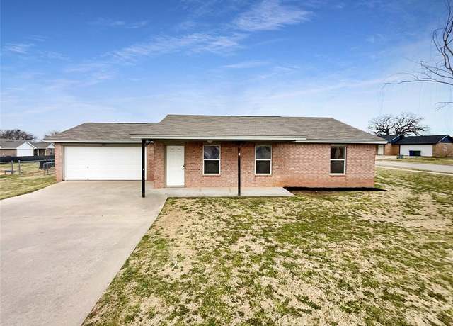 Property at 217 Dean Ct, Granbury, TX 76049, 3 beds, 2 baths