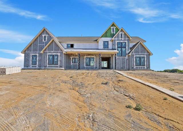 Property at 4010 Pandora Dr, Celina, TX 75009, 5 beds, 5.5 baths