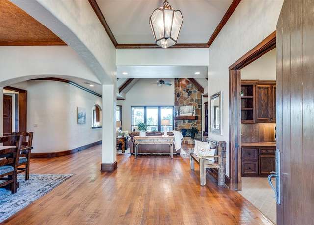 Property at 1000 Saint James Dr, Fairview, TX 75069, 5 beds, 4.5 baths