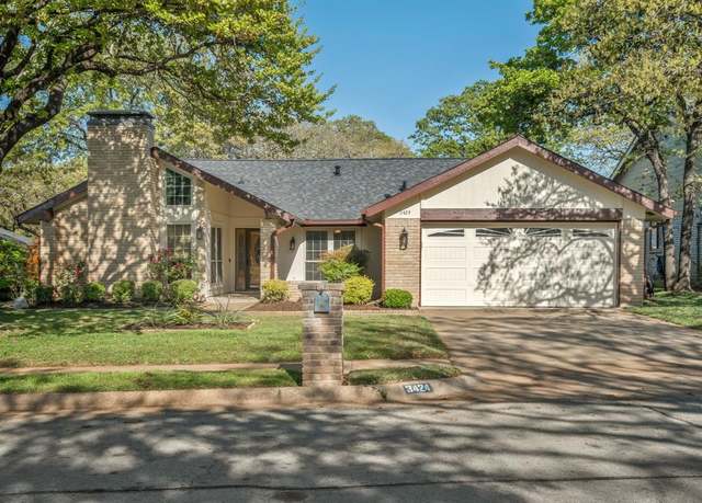 Property at 3424 Pecan Cir, Bedford, TX 76021, 3 beds, 2 baths