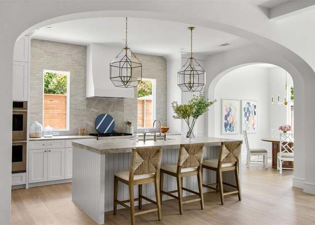 Property at 3866 Durango Dr, Dallas, TX 75220, 5 beds, 4.5 baths