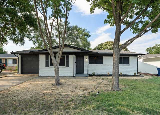 Property at 4705 Windsor Dr, Garland, TX 75042, 3 beds, 2 baths