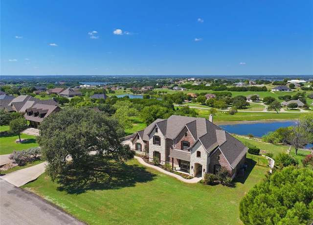 Property at 2508 Wills Way Dr, Granbury, TX 76049, 4 beds, 4 baths