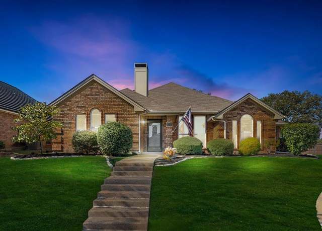 Property at 3241 David Dr, Hurst, TX 76054, 3 beds, 2 baths