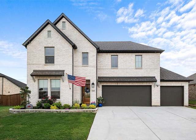 Property at 1213 Cinco Treaty Trl, Fort Worth, TX 76052, 4 beds, 3 baths