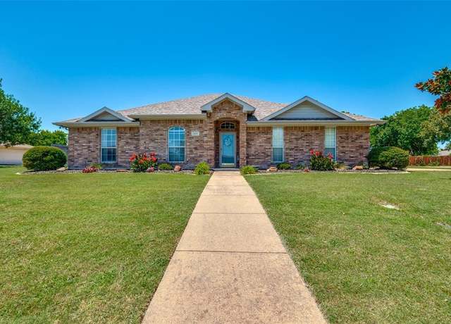Property at 6431 Peak View Ct, Midlothian, TX 76065, 3 beds, 2 baths