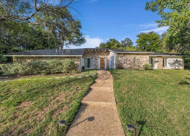Property at 8900 Valley Brook Cir, Woodway, TX 76712, 4 beds, 2 baths