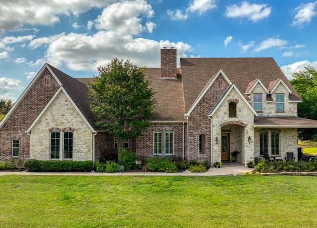Property at 381 Creek Bend Dr, Aledo, TX 76008, 5 beds, 4 baths