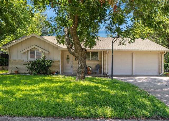 Property at 5708 Waterview Dr, Arlington, TX 76016, 3 beds, 2 baths